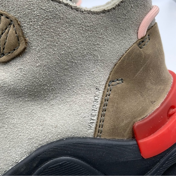 Sorel Women’s Kinetic RNEGD Caribou Boot. Grey Green. US Size 7. - Picture 8 of 10